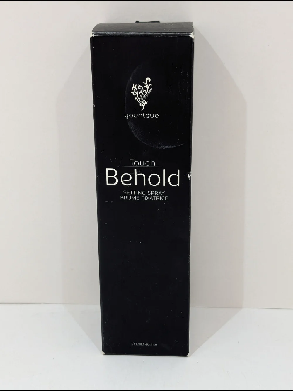 Younique Touch Behold Setting Spray - Black